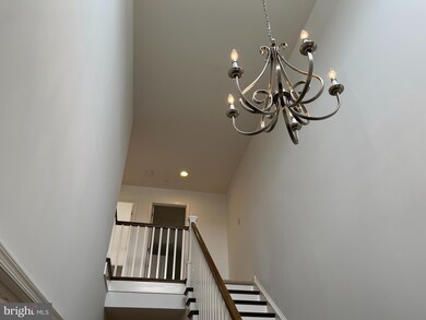 1742 Meridian Dr, Hagerstown, MD 21742 - photo 5