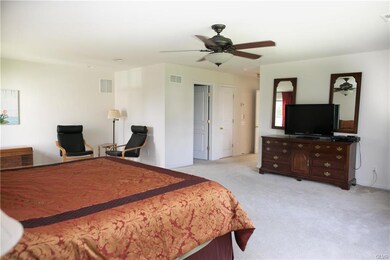 1970 Chichester Crossing, Macungie, PA 18062 - photo 5
