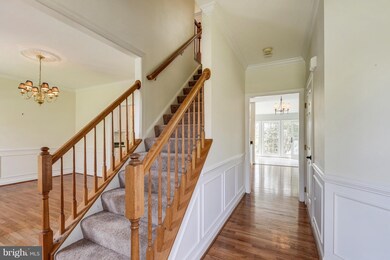 12812 Doe Ln, Gaithersburg, MD 20878 - photo 3