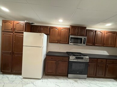 1216 Schlager St unit 18, Scranton, PA 18504 - photo 4