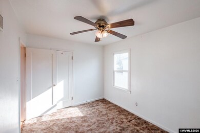 1098 14th Ave SW, Albany, OR 97321 - photo 4