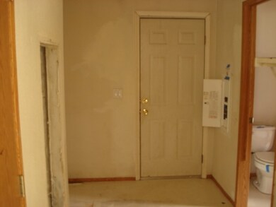 790 Garden St, Raymond, WA 98577 - photo 4