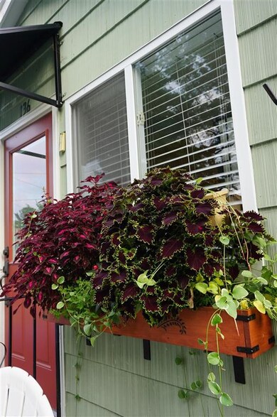 136 Ferry St, Hudson, NH 03051 - photo 6