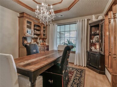 1020 NE 20th St, Moore, OK 73160 - photo 7