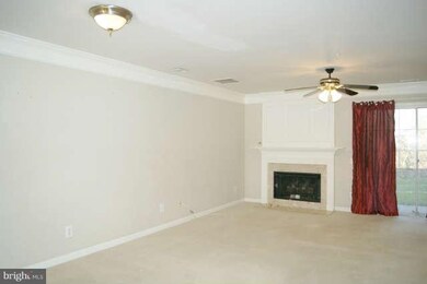 21805 Baldwin Square unit 21805, Sterling, VA 20164 - photo 4