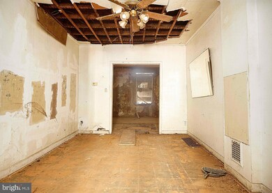 2807 Kirk Ave, Baltimore, MD 21218 - photo 4