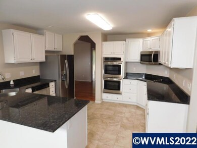 3514 Crooked Finger Rd NE, Scotts Mills, OR 97375 - photo 4