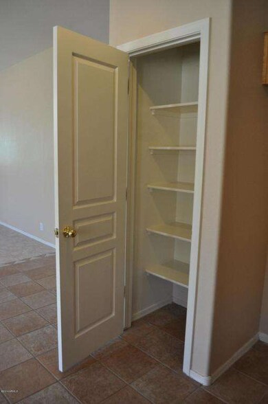 1326 E Erie St, Chandler, AZ 85225 - photo 2