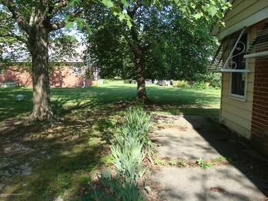 1-c Yorktowne 004