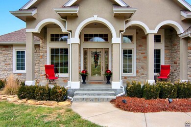 4850 SW 53rd St, Topeka, KS 66610 - photo 4