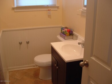 1660 Ryar Rd, Jacksonville, FL 32216 - photo 2