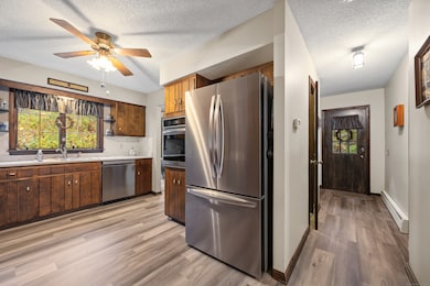 117 Stonefence Rd, Naugatuck, CT 06770 - photo 4