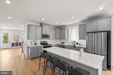 1012 Captain Richards Ct, Marshall, VA 20115 - photo 4