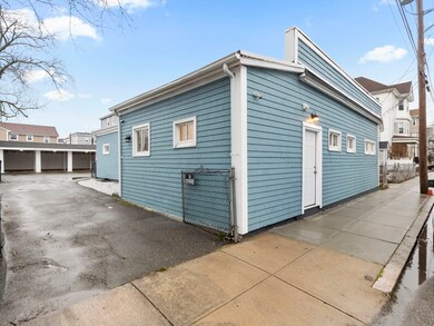 218 Hamlet St, Fall River, MA 02724 - photo 2