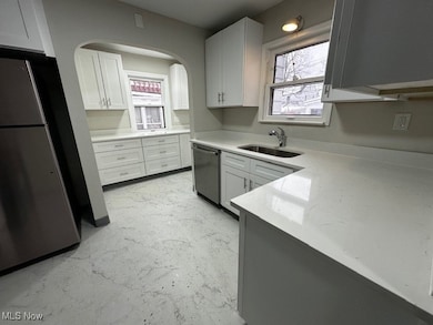 1171 Pennfield Rd, Cleveland, OH 44121 - photo 5