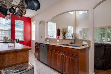 2376 Eisner Dr, Jacksonville, FL 32218 - photo 5