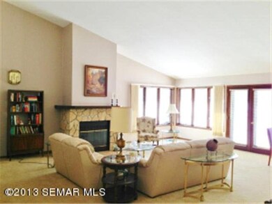 68 Links Ln unit 1, Winona, MN 55987 - photo 5
