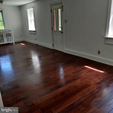 135 Columbus Jobstown Rd, Columbus, NJ 08022 - photo 5