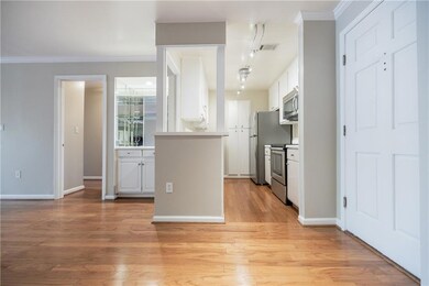 28207 Plantation Dr NE, Atlanta, GA 30324 - photo 7