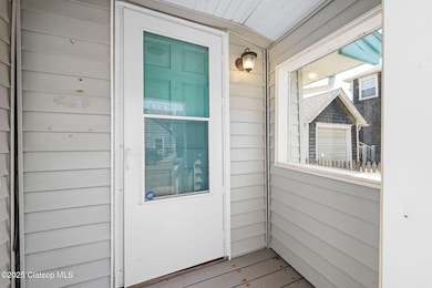 Entrance/Foyer