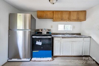 407 Elizabeth Ln, Gastonia, NC 28052 - photo 3