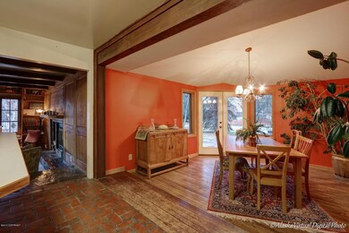 Kitchen to dining