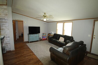 4 Living Room