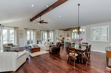 2201 E Grapevine-large-006-41-Main Livin