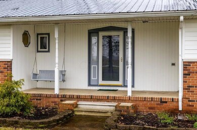 2459 N Court St, Circleville, OH 43113 - photo 3