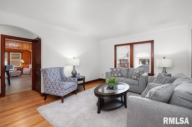 2308 Wilkes Ave, Davenport, IA 52804 - photo 7