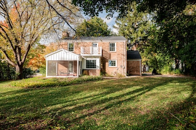 540 Crystal Ln, Elm Grove, WI 53122 - photo 6