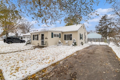 1 Walnut Pkwy, Crown Point, IN 46307 - photo 2