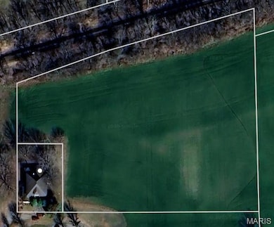 313 N 9th St, Charleston, MO 63834 - photo 2