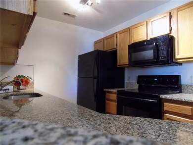 122 Lindfield Cir, Macungie, PA 18062 - photo 3