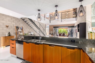 325 E Palm Ln unit 107, Phoenix, AZ 85004 - photo 7