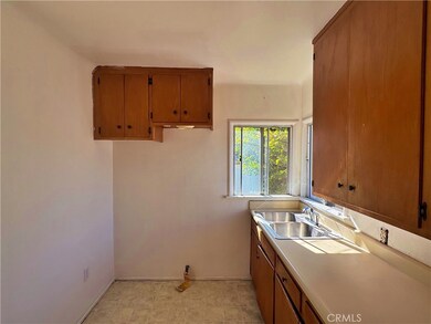 1852 260th St, Lomita, CA 90717 - photo 2