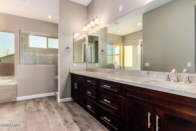 Master-Bathroom