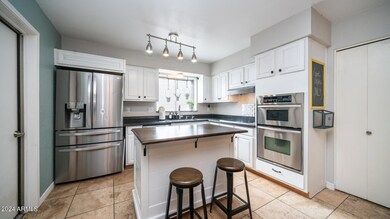 1102 S Doran-8