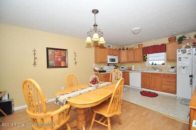275 Snow Valley Dr, Drums, PA 18222 - photo 2