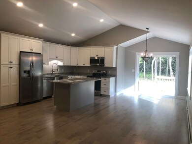 23 Kapok St, Old Orchard Beach, ME 04064 - photo 4