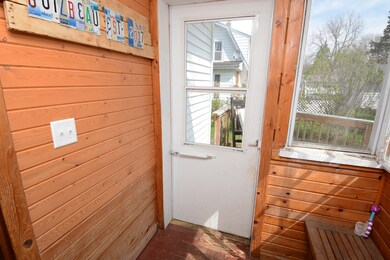 238 S Van Buren St, Batavia, IL 60510 - photo 2