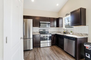 940 Shadowridge Dr, Elsmere, KY 41018 - photo 4