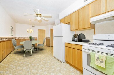 Kitchen - Dining Area