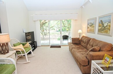 MLS_DSC_0039_living 1
