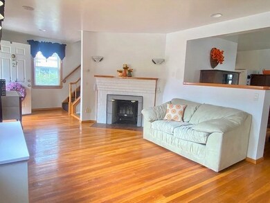 2 Lawrence Rd, Milton, MA 02186 - photo 5