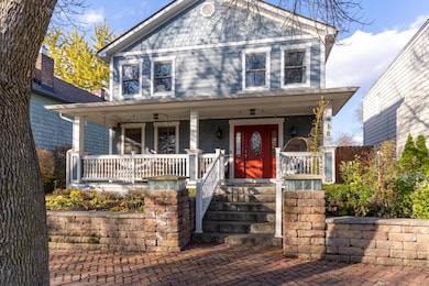 418 Forest Street_MLS_4