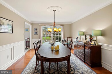 1207 Cameo Ct, Herndon, VA 20170 - photo 6