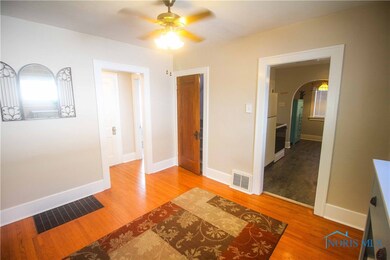 3627 Torrance Dr, Toledo, OH 43612 - photo 6