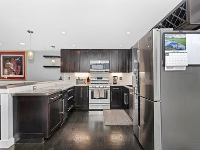 43 Merrymount Rd unit 4, Quincy, MA 02169 - photo 5