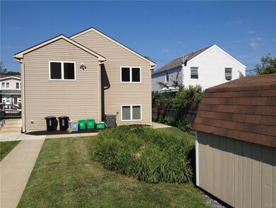 665 Sherman St unit 2, Allentown, PA 18109 - photo 2